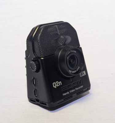 Zoom - Q2n-4K Ultra-HD Handheld 4K Audio/Video Recorder 2